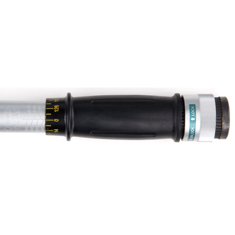 Динамометрический ключ YATO YT-0771 3/4", 140–980 Нм